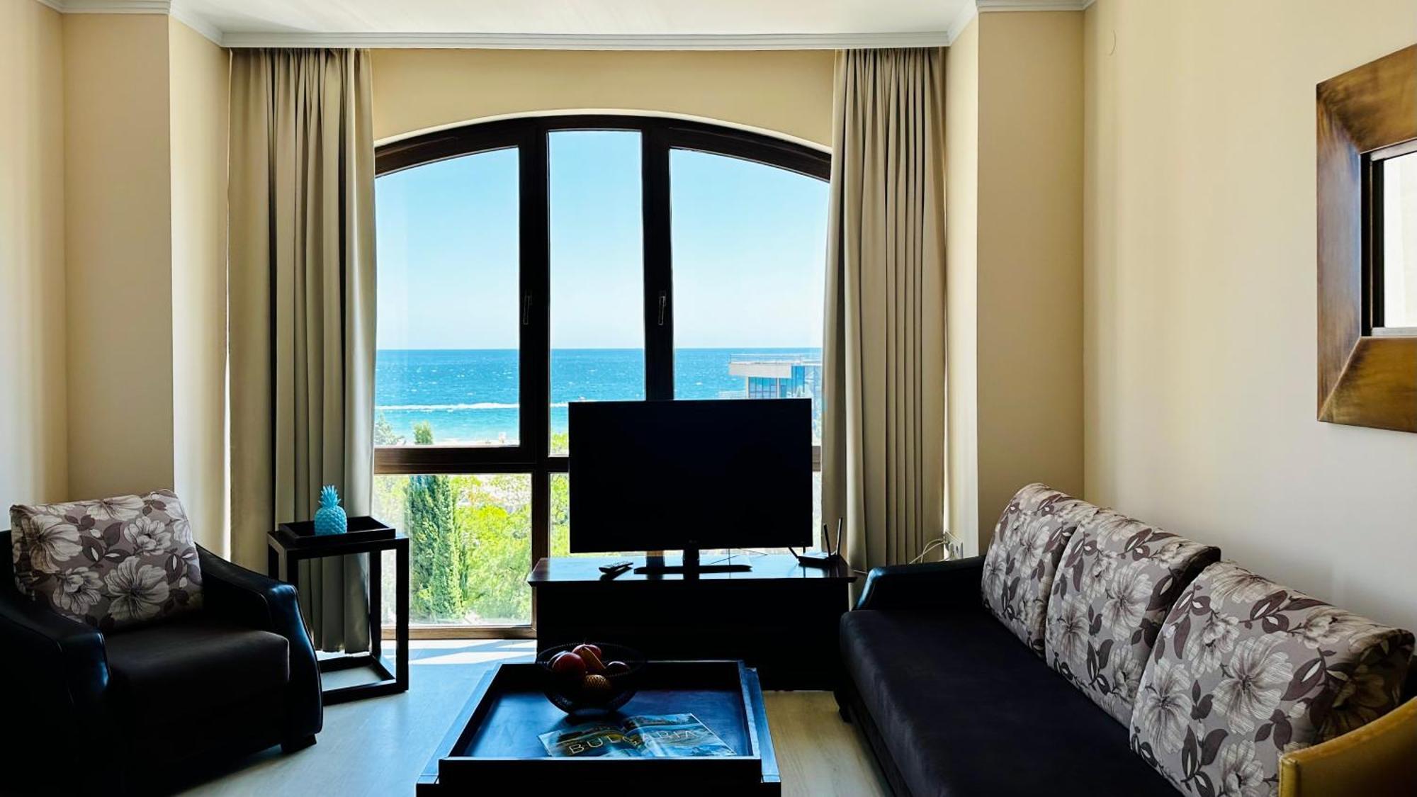 Royal Beach - Modern & Private Apartments In Center סאני ביץ' מראה חיצוני תמונה